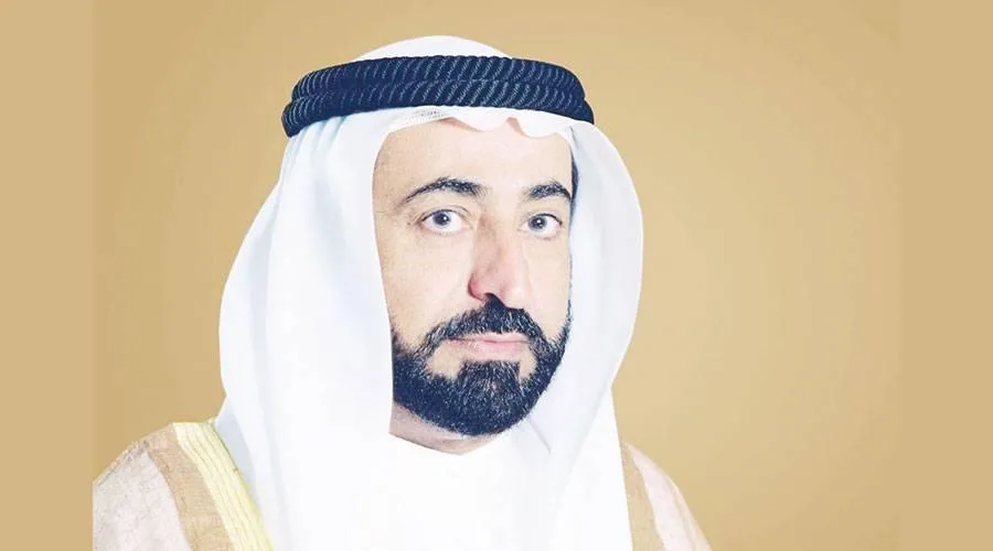 حاكم الشارقة يبارك لرئيس الدولة ونائبيه والحكام بمناسبة عيد الأضحى حاكم الشارقة يبارك لرئيس الدولة ونائبيه والحكام بمناسبة عيد الأضحى
