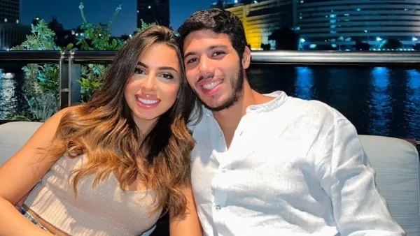 حب منذ الصغر.. من تكون فريدة أشرف، خطيبة حفيد عادل إمام؟