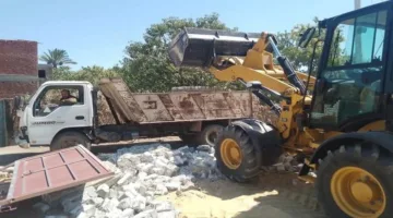 حملة لاستئصال التعديات على الأراضي الزراعية في قريتي فيديمين ونقاليفة بالفيوم