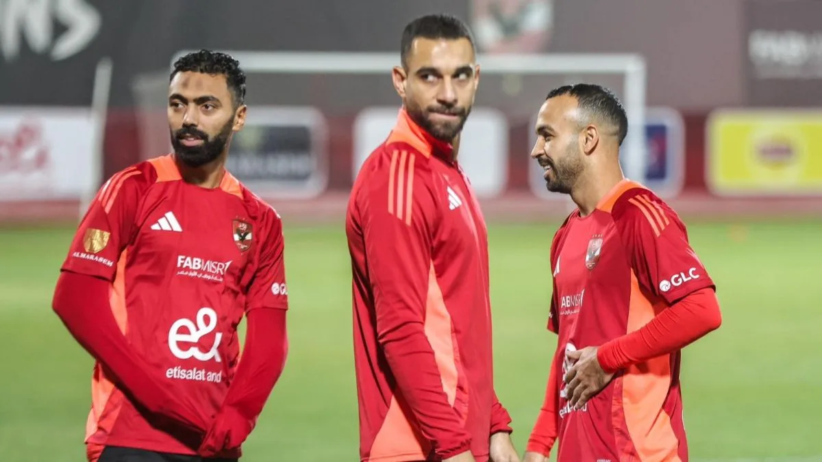 خاص كورابيا.. الأهلي يوافق على إعارة الشحات وأفشة خلال سوق الانتقالات الصيفية خاص كورابيا.. الأهلي يوافق على إعارة الشحات وأفشة خلال سوق الانتقالات الصيفية