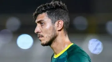 خاص كورابيا | بعد رحيل الأهلي.. محمد شريف يحدد مستقبله بين الزمالك وبيراميدز