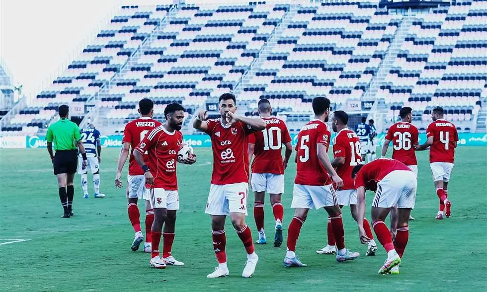 خبر في الجول – الأهلي يقدم قائمة اللاعبين المشاركين في كأس العالم للأندية