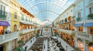 خبراء لـ«الخليج»: الإمارات تحافظ على استقرار معدلات التسوق في 2025