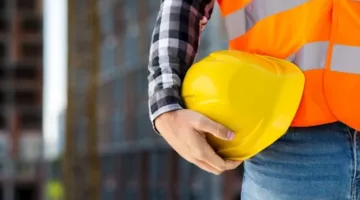خصم الأجر نتيجة للتلف: قانون العمل الجديد يحدد المعايير والإجراءات