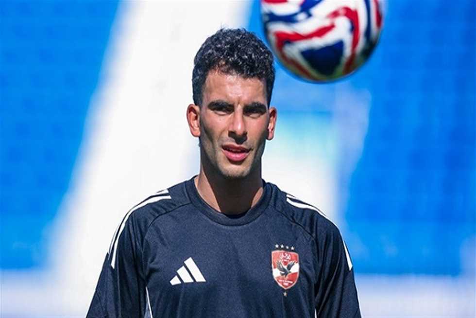 «خطأ مشاركة زيزو».. أحمد بلال ينبه لاعبي الأهلي قبل مواجهة بالميراس «خطأ مشاركة زيزو».. أحمد بلال ينبه لاعبي الأهلي قبل مواجهة بالميراس