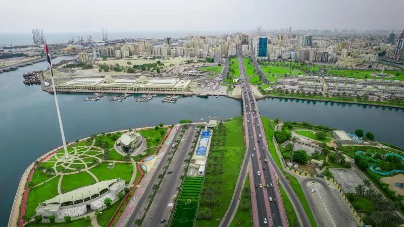 خطة لتحويل مجموعة من الطرق الأحادية إلى مزدوجة في الشارقة
