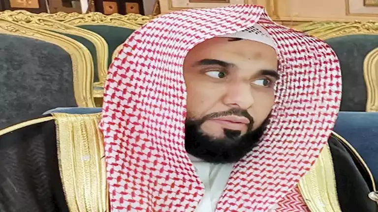 خطيب المسجد الحرام يوجه ضيوف الرحمن للرفق والتسامح مع الآخرين والابتعاد عن التعصب