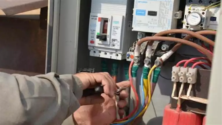 خلال 24 ساعة.. إحباط 4335 حالة سرقة كهرباء خلال 24 ساعة.. إحباط 4335 حالة سرقة كهرباء