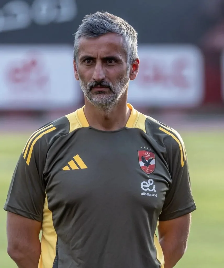 خوسيه ريبيرو يثير دهشة لاعبي الأهلي بقرار مفاجئ قبل مواجهة إنتر ميامي خوسيه ريبيرو يثير دهشة لاعبي الأهلي بقرار مفاجئ قبل مواجهة إنتر ميامي