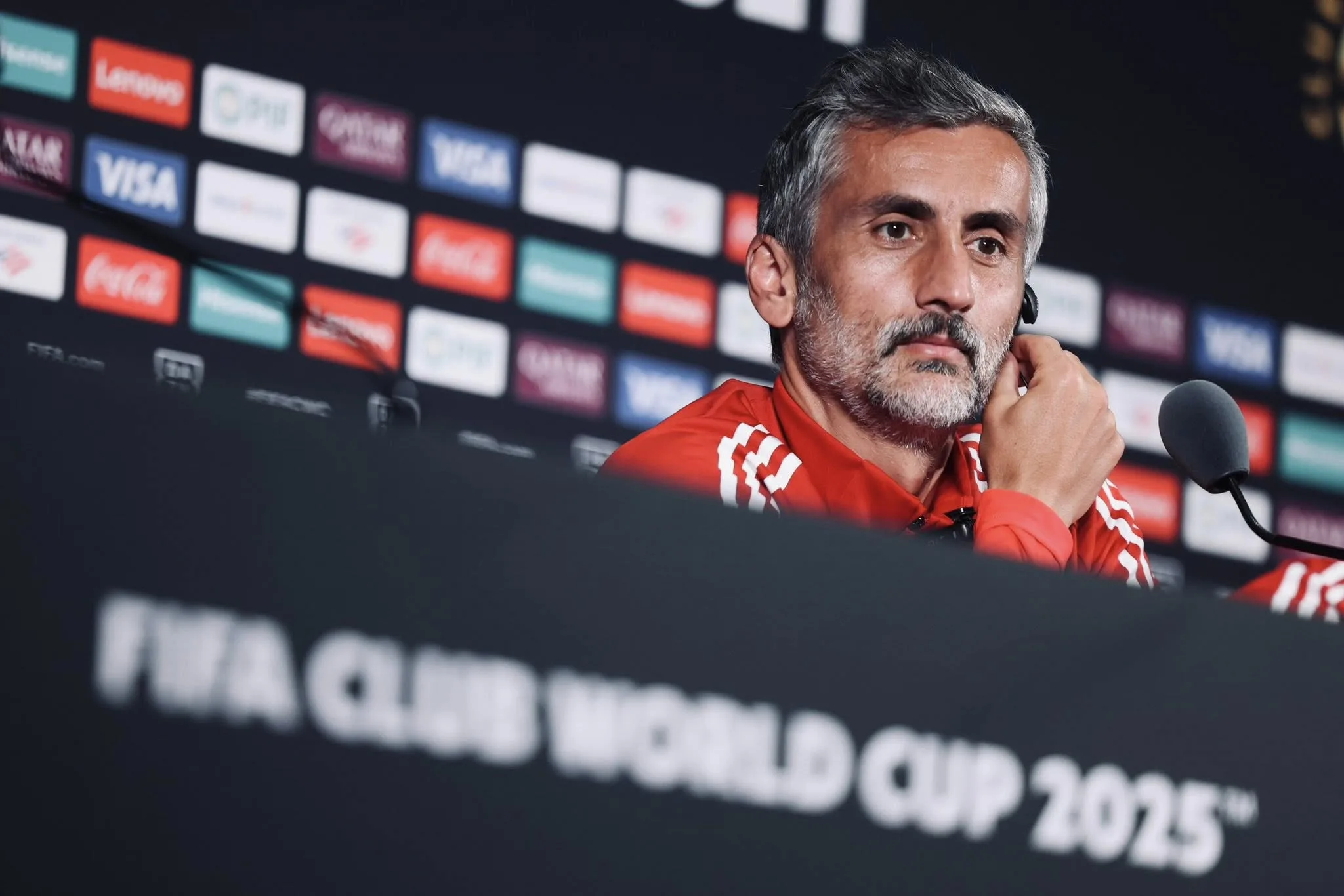 خوسيه ريبييرو يعلن إيقاف تدريبات الأهلي اليوم تحضيراً لمواجهة بورتو في كأس العالم للأندية خوسيه ريبييرو يعلن إيقاف تدريبات الأهلي اليوم تحضيراً لمواجهة بورتو في كأس العالم للأندية