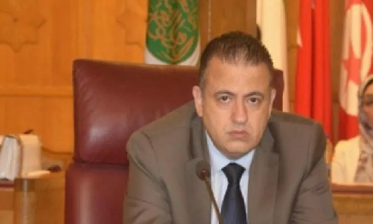 د. محمد الزهار: تأثير ظاهرة الترند على قيم المجتمع يشكل تهديدًا د. محمد الزهار: تأثير ظاهرة الترند على قيم المجتمع يشكل تهديدًا