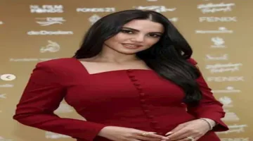 درة تتلألأ باللون الأحمر.. أناقة وجاذبية في أحدث ظهور لها