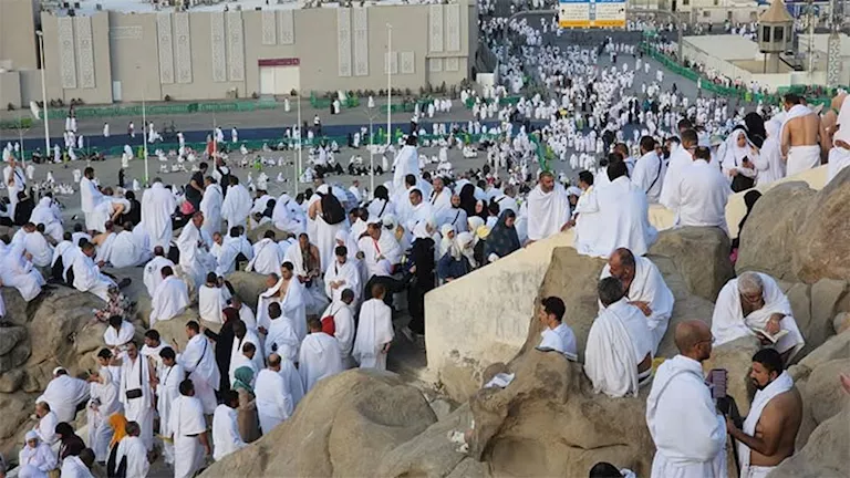 دعاء مغادرة مكة: أجمل العبارات التي ينطق بها الحاج أثناء وداع الكعبة