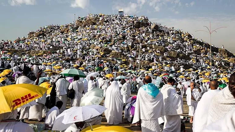 دعاء ملامس للقلوب للشيخ خالد الجندي من عرفات دعاء ملامس للقلوب للشيخ خالد الجندي من عرفات
