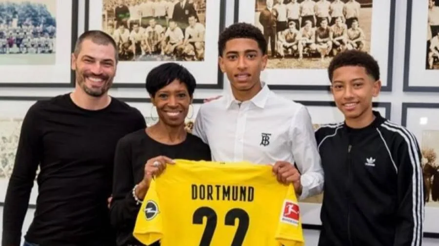دورتموند يضم شقيق جود بيلينغهام إلى صفوفه دورتموند يضم شقيق جود بيلينغهام إلى صفوفه