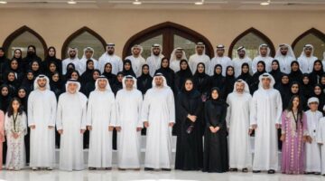 ذياب بن محمد بن زايد يستعرض إنجازات برنامج «أطلِق» ورؤيته المستقبلية