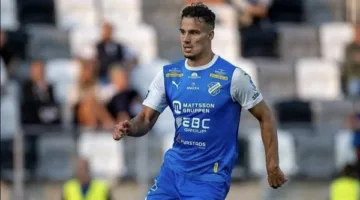 رأي أسد الحملاوي بشأن الانتقال للأهلي والزمالك وأسباب تأجيل الصفقة (حصري)