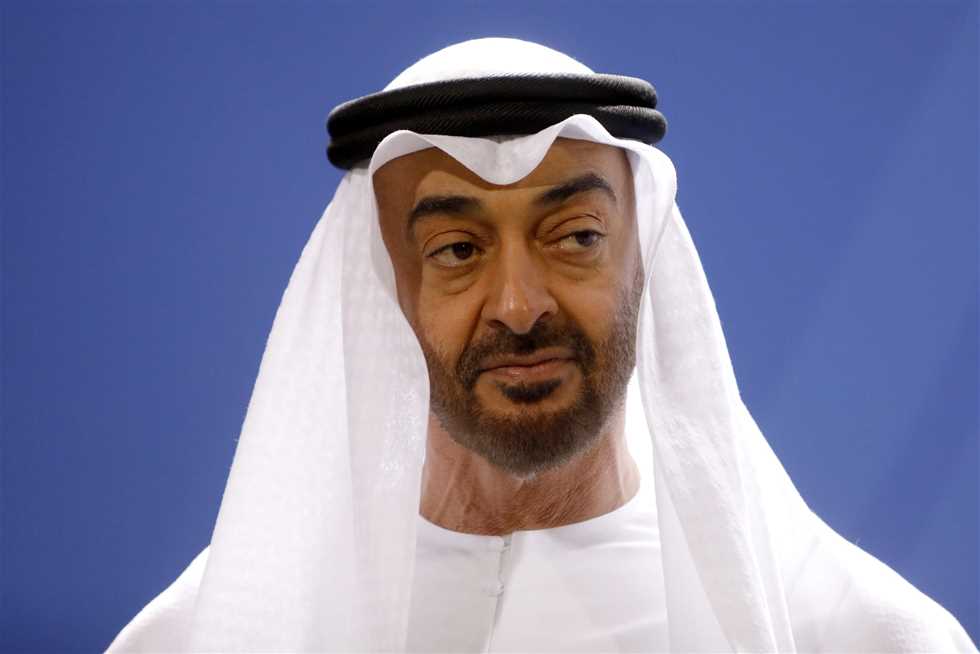 رئيس الإمارات: نتابع التواصل المكثف مع الجهات المعنية لتهدئة الأوضاع وتقليل التصعيد. رئيس الإمارات: نتابع التواصل المكثف مع الجهات المعنية لتهدئة الأوضاع وتقليل التصعيد.