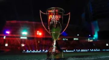 رئيس الاتحاد الكويتي يتحدث عن محادثاته لاستضافة مباراة السوبر المصري