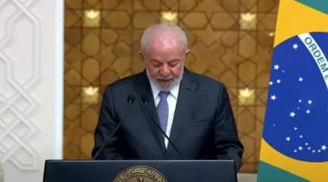 رئيس البرازيل يوجه نصيحة لترامب بتقليل وقت استخدام الإنترنت والتركيز على الأداء.