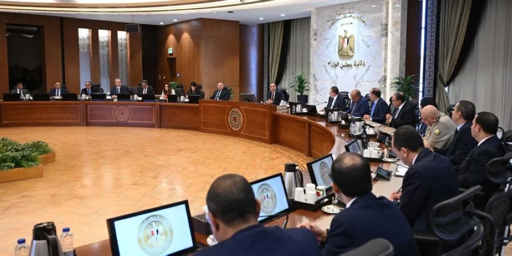 رئيس الحكومة المصرية: مخزون السلع مستقر وزيادة الرقابة لمواجهة ارتفاع الأسعار والتوترات الإقليمية رئيس الحكومة المصرية: مخزون السلع مستقر وزيادة الرقابة لمواجهة ارتفاع الأسعار والتوترات الإقليمية
