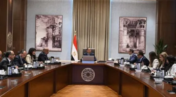رئيس الوزراء: الحكومة تعتمد سياسة تجارية مفتوحة على المستوى العالمي