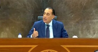 رئيس الوزراء من ميناء العين السخنة: الحكومة تبذل جهودًا كبيرة لتلبية احتياجات البلاد من الغاز الطبيعي رئيس الوزراء من ميناء العين السخنة: الحكومة تبذل جهودًا كبيرة لتلبية احتياجات البلاد من الغاز الطبيعي