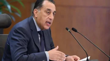 رئيس الوزراء: نراقب الوضع بشكل متواصل ونعمل على تنسيق مستمر لتعزيز مخزون السلع