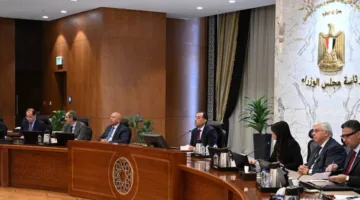 رئيس الوزراء يترأس اجتماع اللجنة الوزارية لريادة الأعمال بمشاركة وكيل محافظ البنك المركزي