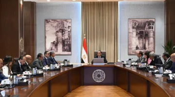 رئيس الوزراء يراقب جهود تحديث 7 فنادق تاريخية في إطار برنامج العروض الحكومية.