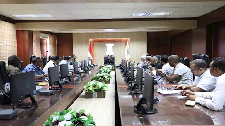 رئيس جامعة الأقصر يستعرض حالة تنفيذ مشاريع التطوير. رئيس جامعة الأقصر يستعرض حالة تنفيذ مشاريع التطوير.