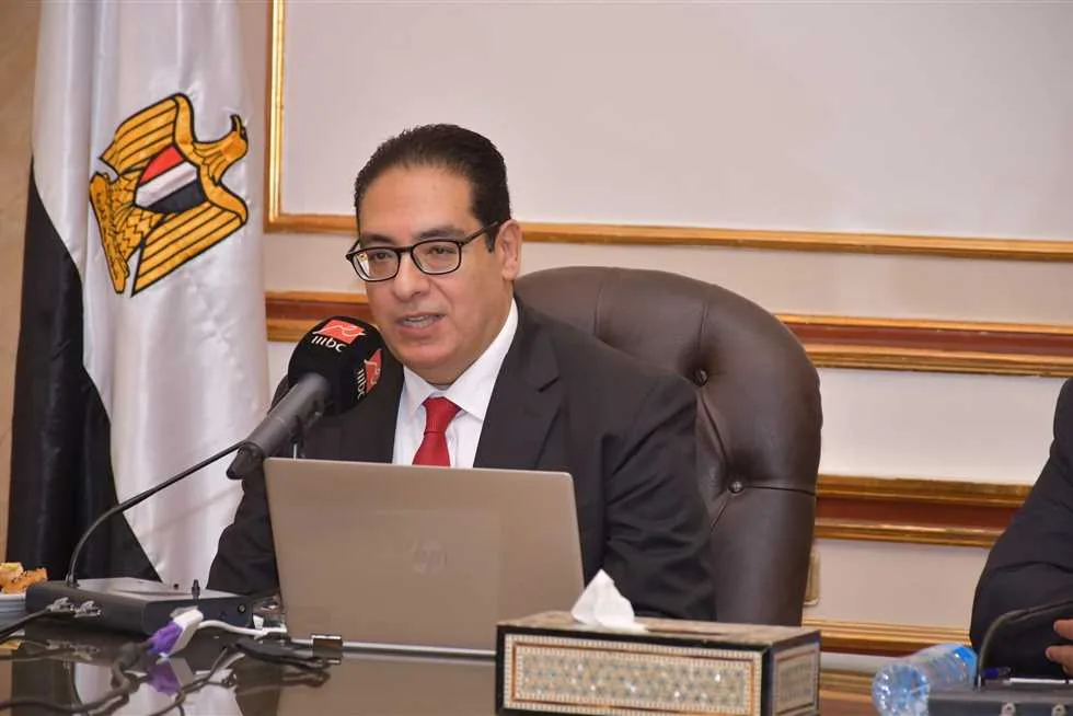 رئيس جامعة القاهرة: المستشفيات استقبلت 14760 مريضًا خلال عيد الأضحى المبارك رئيس جامعة القاهرة: المستشفيات استقبلت 14760 مريضًا خلال عيد الأضحى المبارك