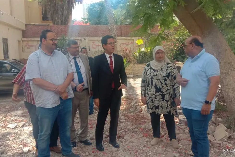 رئيس جامعة بنها يزور مشاريع تطوير مجمع الخدمات والإدارة الطبية رئيس جامعة بنها يزور مشاريع تطوير مجمع الخدمات والإدارة الطبية