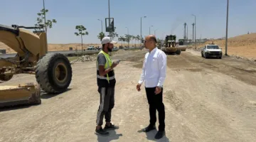 رئيس جهاز القاهرة الجديدة يراقب تقدم أعمال تطوير محور التسعين الشمالي