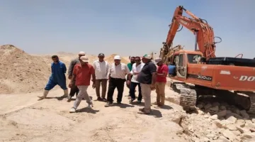 رئيس شركة مياه البحر الأحمر يراقب تقدم مشروع ازدواج خط مياه الكريمات