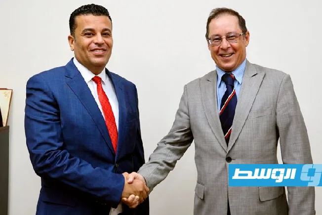 رئيس لجنة الرقابة في البرلمان يلتقي سفير روسيا لمناقشة مستجدات الوضع في ليبيا