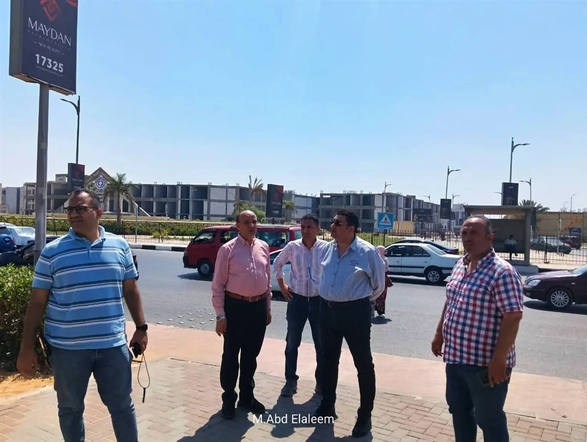 رئيس مدينة العبور يقوم بجولة على المشاريع الحيوية عقب عيد الأضحى رئيس مدينة العبور يقوم بجولة على المشاريع الحيوية عقب عيد الأضحى