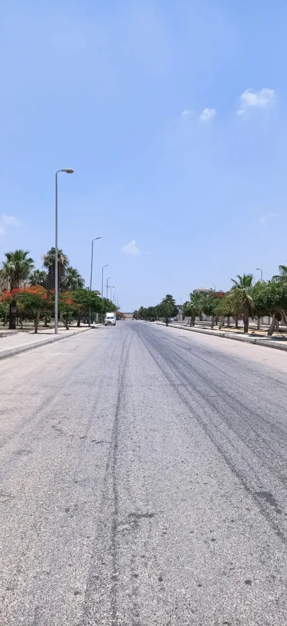 رئيس مدينة النوبارية الجديدة يطلب زيادة جهود النظافة في الأحياء المختلفة