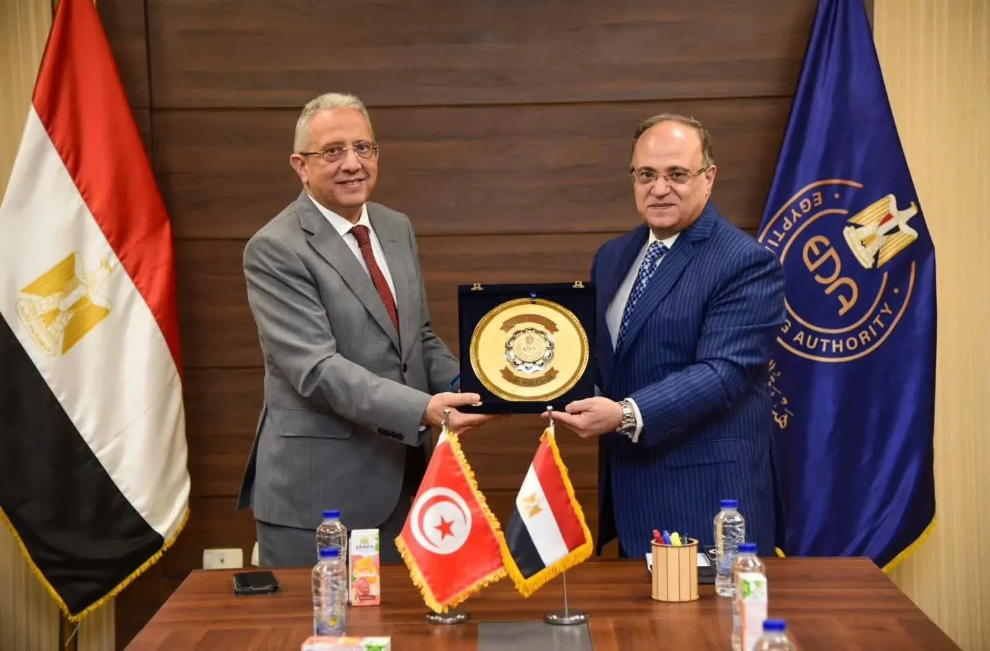 رئيس هيئة الدواء المصرية: التعاون مع تونس مثال على التكامل الإفريقي في مجال صناعة الأدوية رئيس هيئة الدواء المصرية: التعاون مع تونس مثال على التكامل الإفريقي في مجال صناعة الأدوية