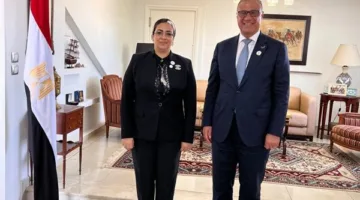 رئيسة المجلس القومي للمرأة تتفقد سفارة مصر في الجزائر