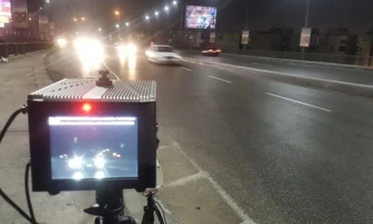 رادار المرور يرصُد 1150 سيارة تسير بسرعة مفرطة خلال 24 ساعة رادار المرور يرصُد 1150 سيارة تسير بسرعة مفرطة خلال 24 ساعة