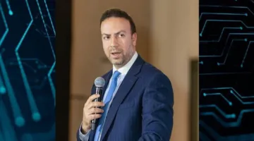 رامي أبو النجا يحضر مراسم تسليم إدارة صندوق “إنكلود” للتكنولوجيا المالية لشركة “دي بي آي” العالمية.