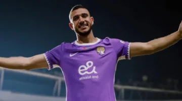 رامي ربيعة يرتدي قميص نادي العين