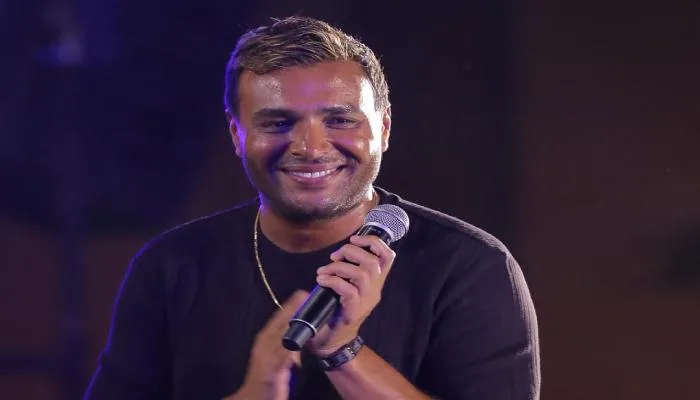 رامي صبري يوضح تفاصيل التعاون مع عمرو دياب في مشروع غنائي مشترك (فيديو)