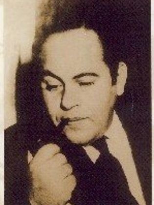 رحلة الشاعر “زكريا الحجاوي” عبر الوثائقيات
