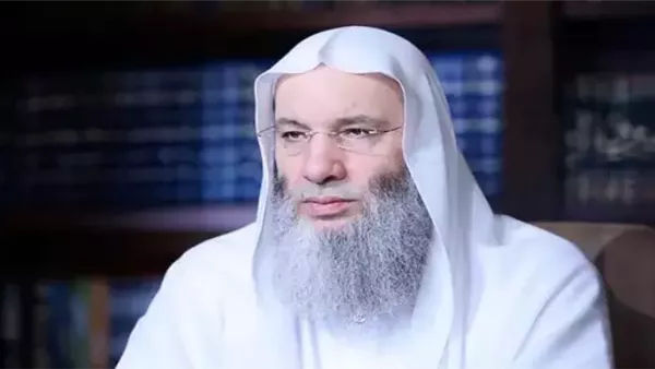 رحيل والدة الشيخ محمد حسان وموكب الجنازة بعد صلاة المغرب في المنصورة رحيل والدة الشيخ محمد حسان وموكب الجنازة بعد صلاة المغرب في المنصورة