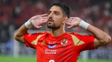 رد قوي من الأهلي على عرض خليجي بشأن التعاقد مع طاهر محمد طاهر