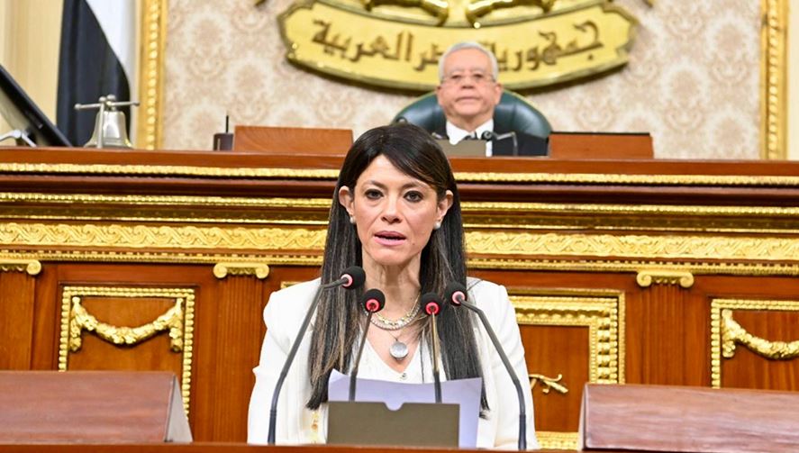 وزيرة التخطيط تناقش خطة الدولة: الوضع الإقليمي يكشف عن تعقيدات ويزيد من حالة الغموض