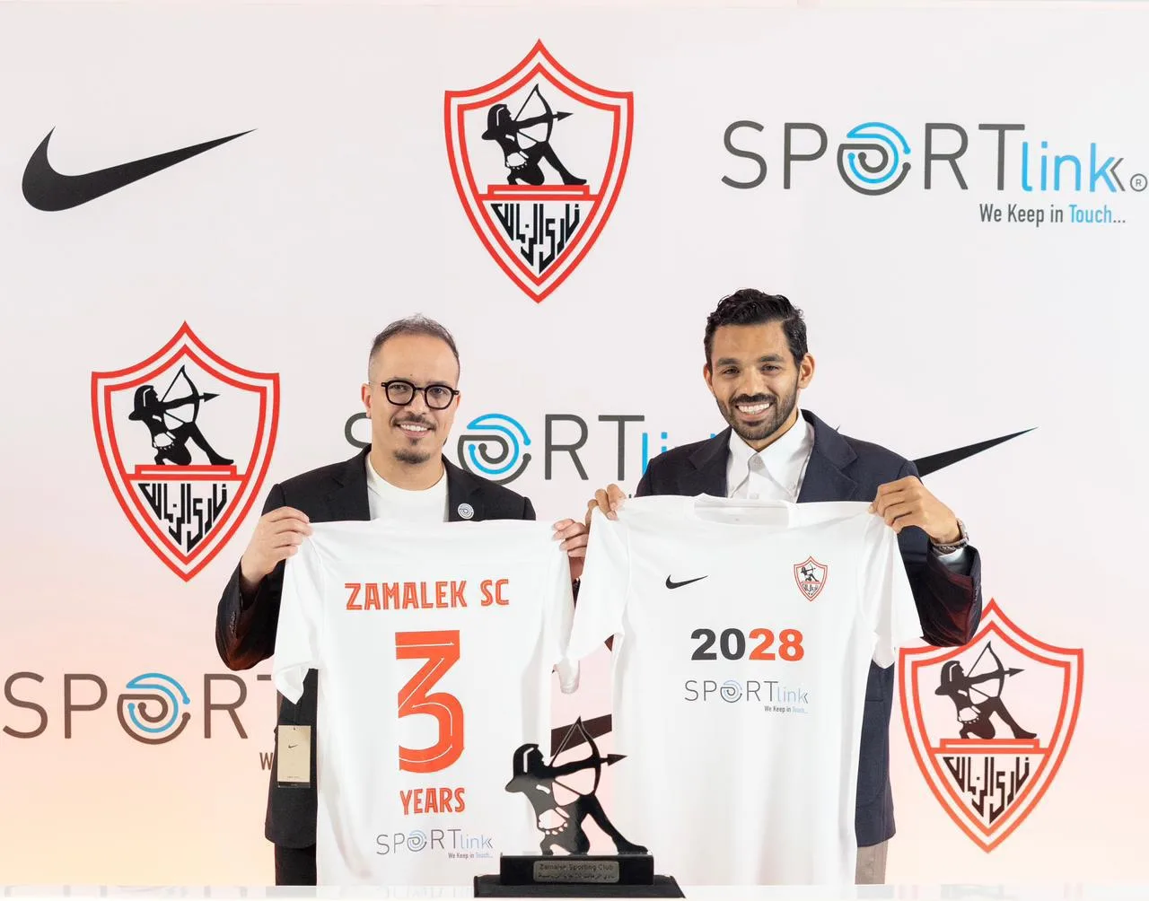 رسميًا.. الزمالك يعلن عن توقيع عقد مع شركة Nike العالمية لمدة ثلاث سنوات رسميًا.. الزمالك يعلن عن توقيع عقد مع شركة Nike العالمية لمدة ثلاث سنوات
