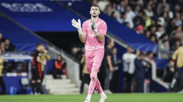 رسميًا.. برشلونة يوقع مع الحارس جوان غارسيا من إسبانيول